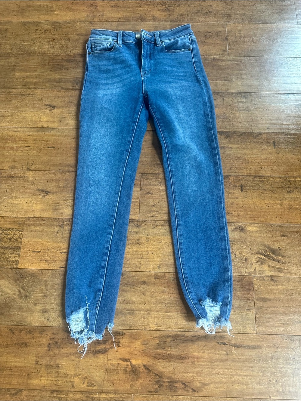 Just USA Women's Distressed Ankle Jeans